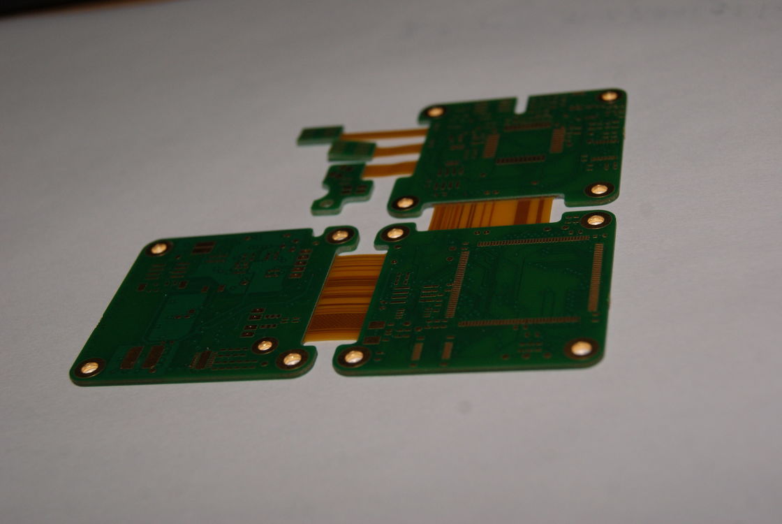 چهار لایه سخت انعطاف پذیر صفحه مدار چاپی SMD BGA DIP اجزای 1-8 انعطاف پذیری