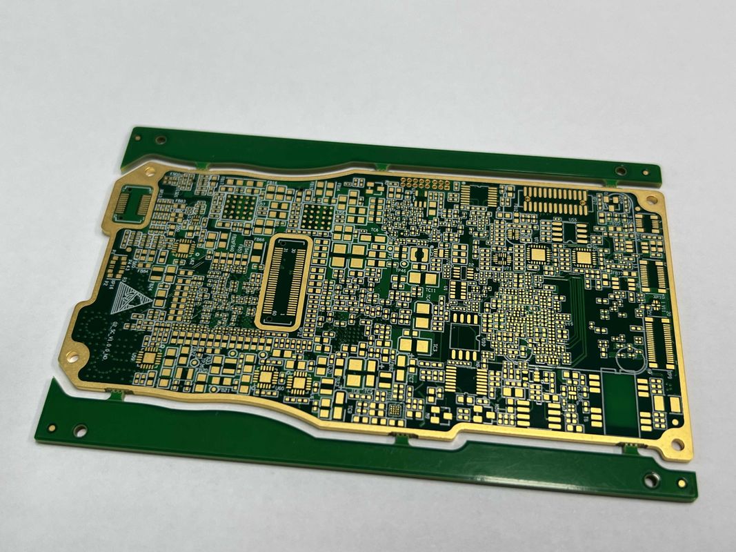 صفحه PCB با سرعت بالا با حداقل اندازه سوراخ به اندازه 0.15mm